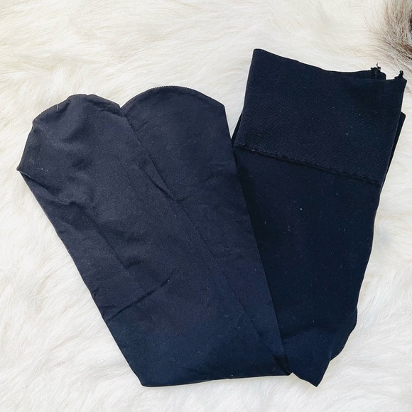 CALZEDONIA Accessories - NWOT CALZEDONIA OPAQUE 50 women’s tights. Made in Italy